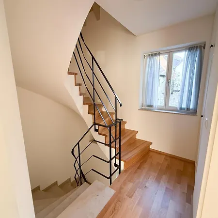 Apartment Schoenes Kleines Haus Mit Mainblick *